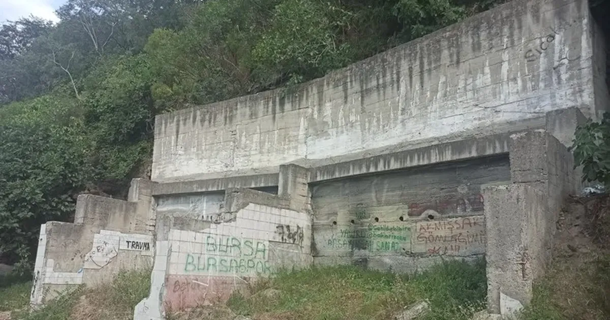 Bursa’daki bu park, uyuşturucu bağımlılarının meskeni oldu