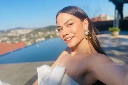 Demet Özdemir'den dikkat çeken paylaşımlar! 