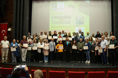 Bursa'da 'editör ve yazarlar'a akademik belge