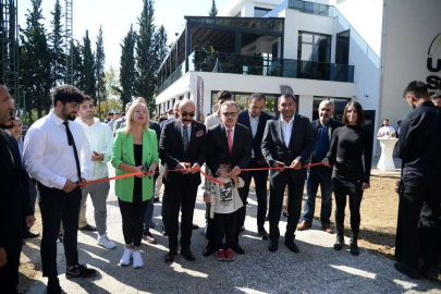 Bursa’nın en büyük spor tesisleri hizmete açıldı