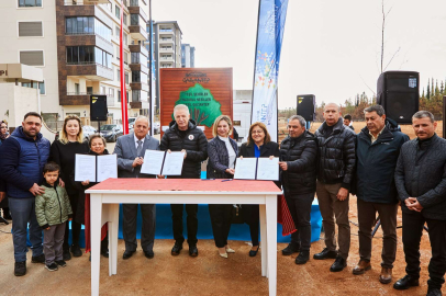 Gaziantep'in 'Yeşilantep'inde fidanlar toprakla buluştu