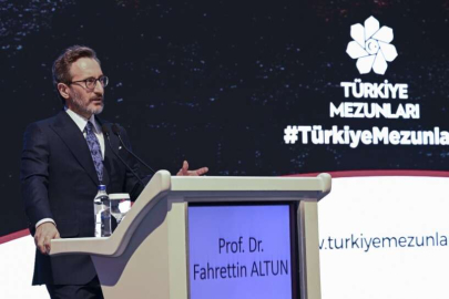 Fahrettin Altun: Dezenformasyon, yalan haberin ana yakıtı