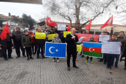 Kutsal saygısızlığa Mudanya'dan Paludan’ı yakarak tepki gösterdiler