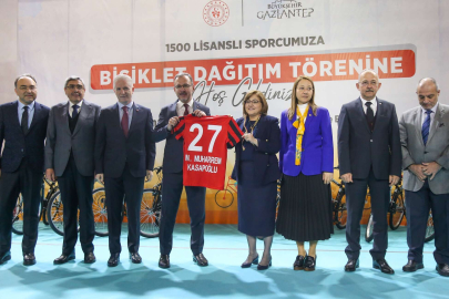 Gaziantep'te bin 500 lisanslı sporcu bisikletlerine kavuştu