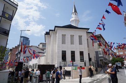 İstanbul Üsküdar'da çifte açılış