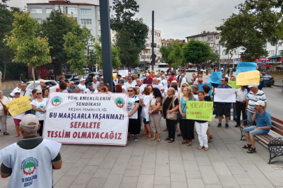 Keşan'da emeklilerden maaş protestosu