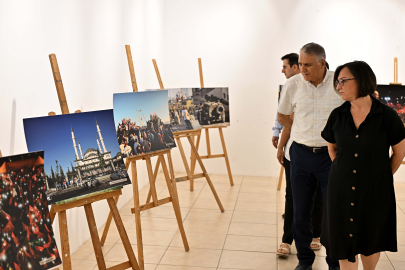 Muratpaşa'da 15 Temmuz fotoğraf sergisi