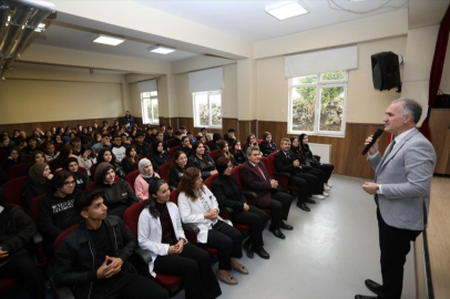 Başkan Taban Naire Çikayeva Anadolu Lisesi öğrencileriyle buluştu