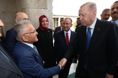 Başkan Büyükkılıç ile görüşen Cumhurbaşkanı Erdoğan’dan Kayserililere selam