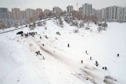 Kayseri Talas'ın Erciyes'inde kayak keyfi